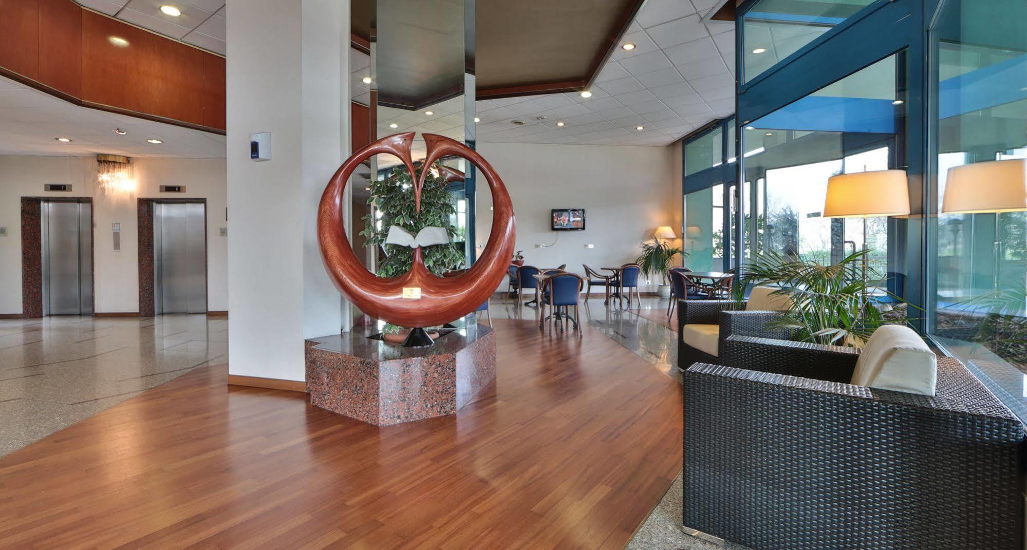 Apartahotel Unaway Hotel&residence Quark Due