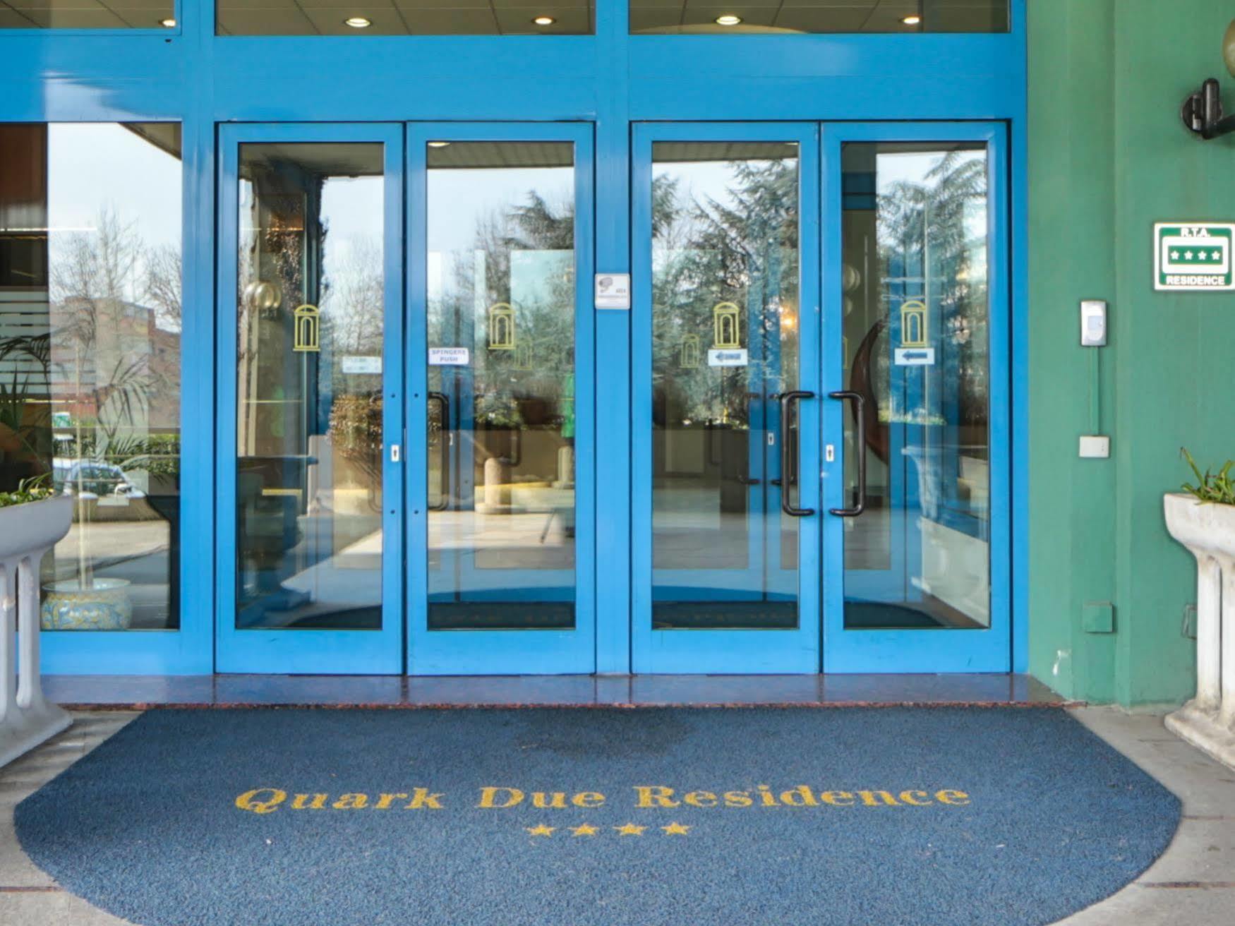 Appart hôtel Unaway & Quark Due 4*